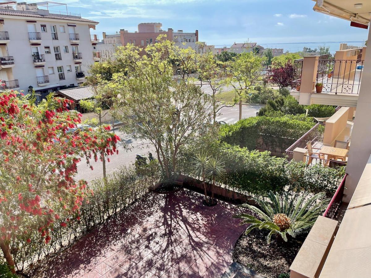Golden Beach Apartamentos Sant Carles De La Rapita Exterior photo