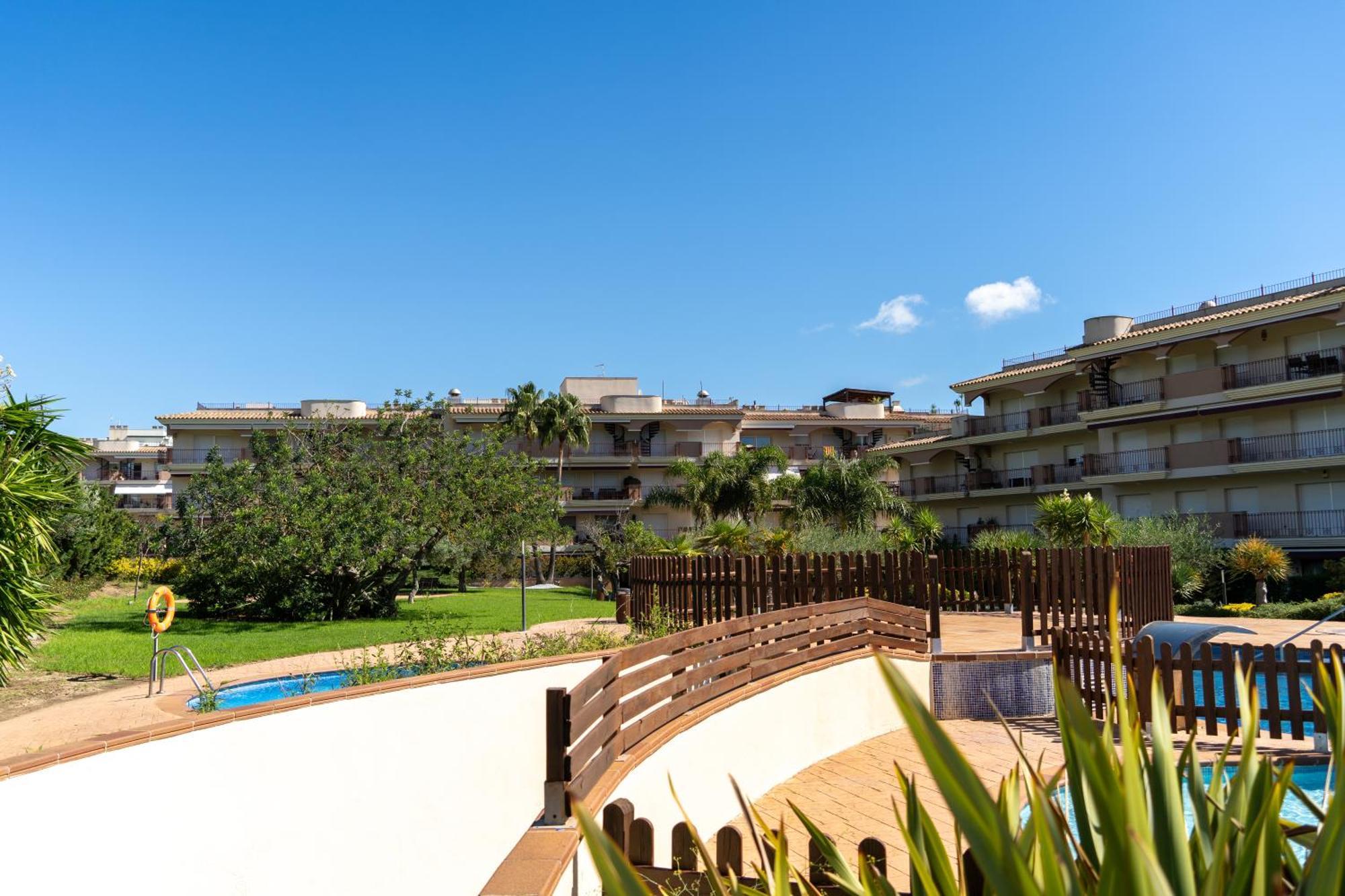 Golden Beach Apartamentos Sant Carles De La Rapita Exterior photo