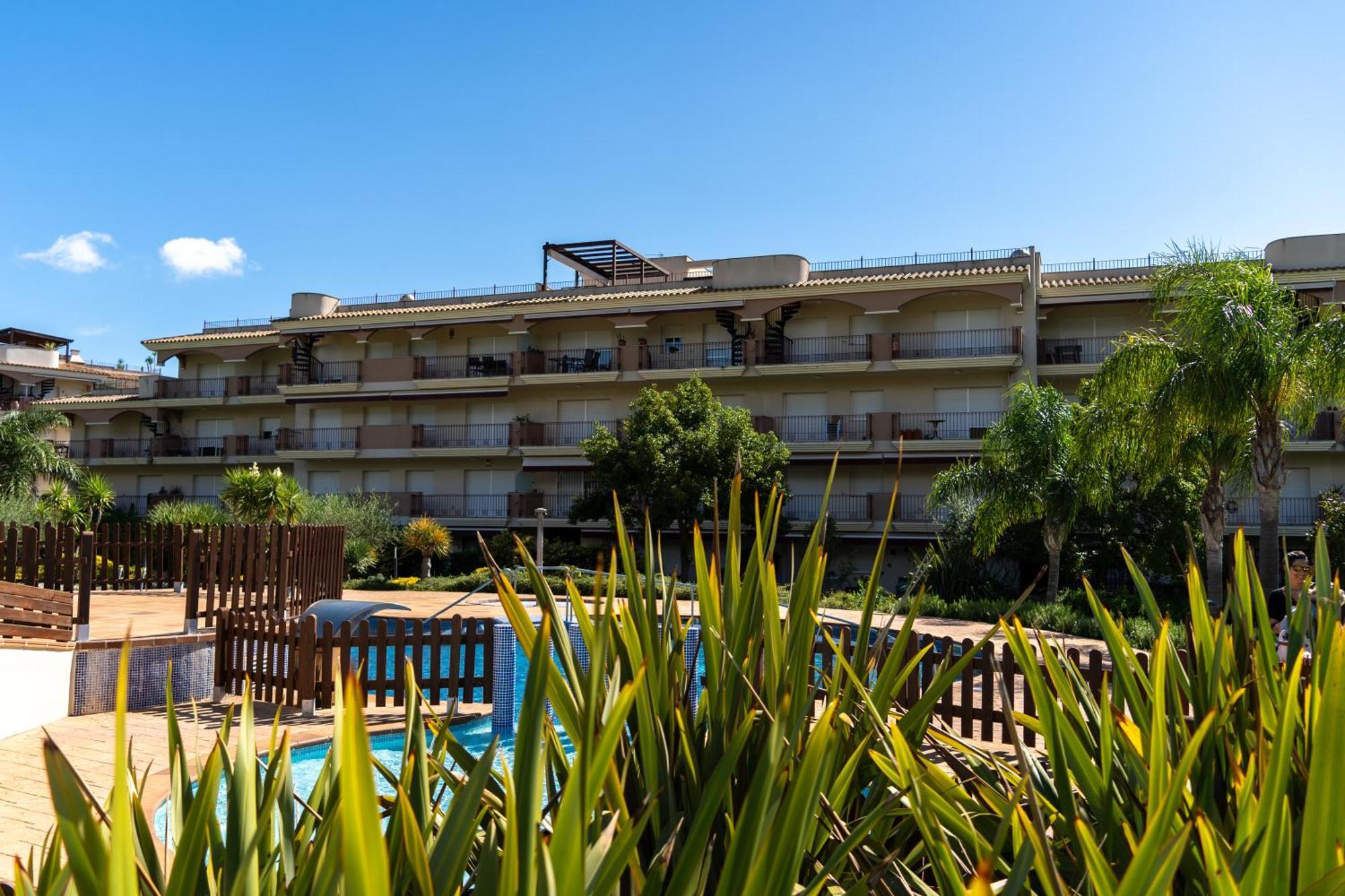 Golden Beach Apartamentos Sant Carles De La Rapita Exterior photo
