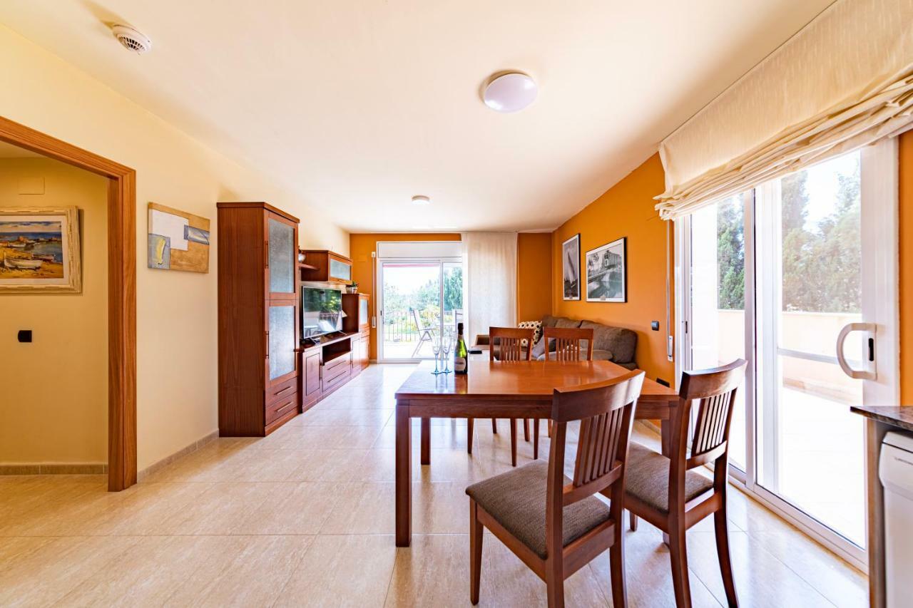 Golden Beach Apartamentos Sant Carles De La Rapita Exterior photo