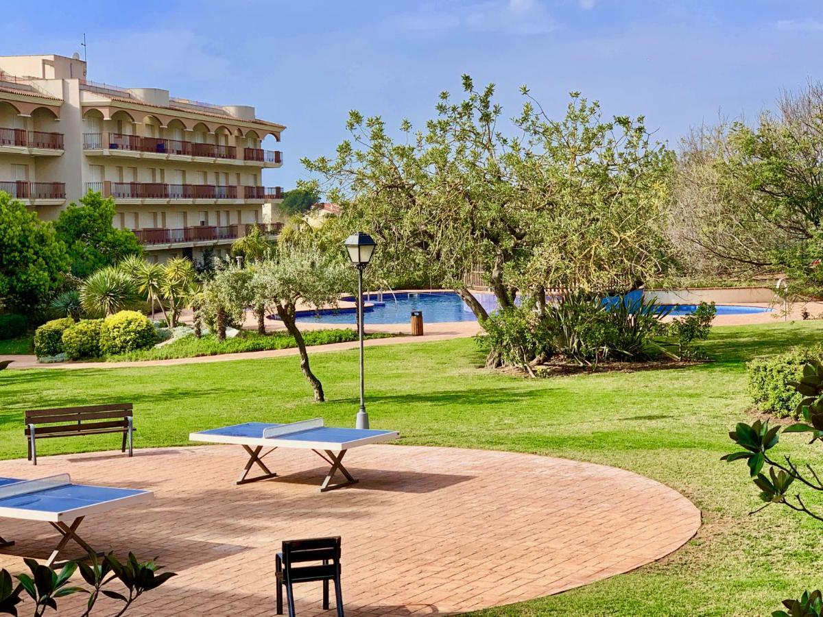 Golden Beach Apartamentos Sant Carles De La Rapita Exterior photo